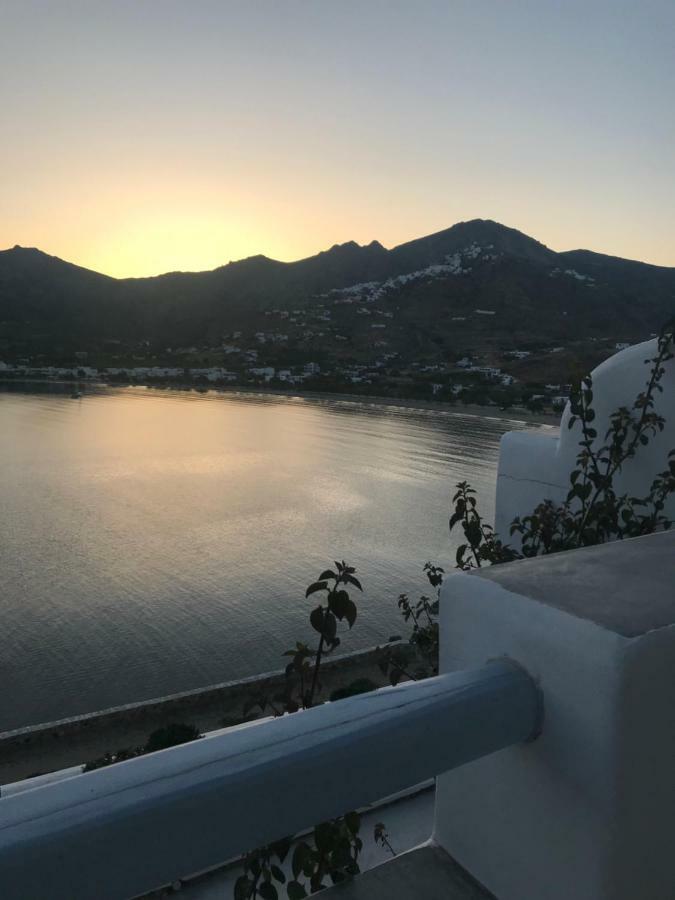 Amfitriti Serifos Livadi  Exterior photo
